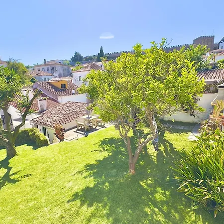 Casa Do Candeeiro Vakantiehuis Óbidos