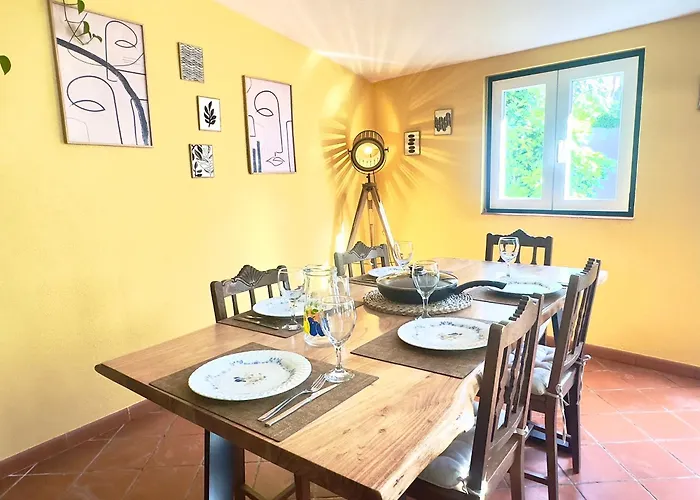 Casa Do Candeeiro * Обидуш